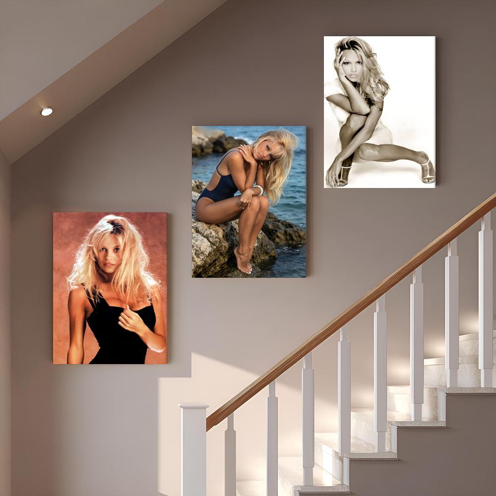 Ünlü P-Pamela Anderson Çerçeve - Art Print Framed incelemesi ve fiyatı